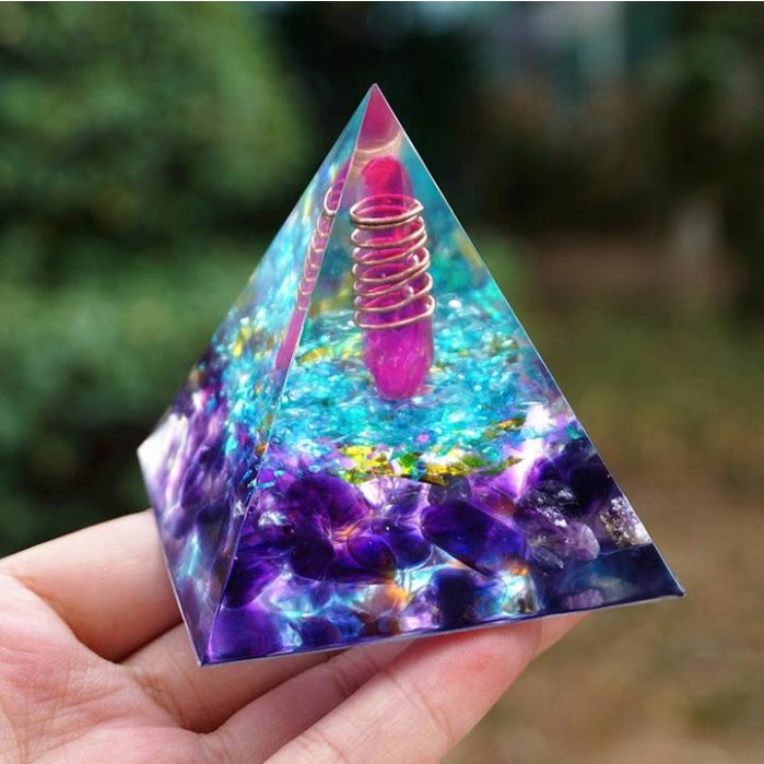 6cm Crystal Healing Orgonite Pyramid Infused with Copper